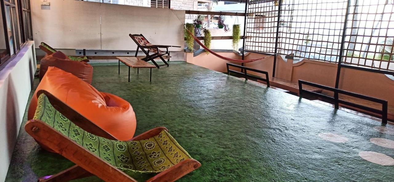 Elara Beach View Homestay Alappuzha Bagian luar foto
