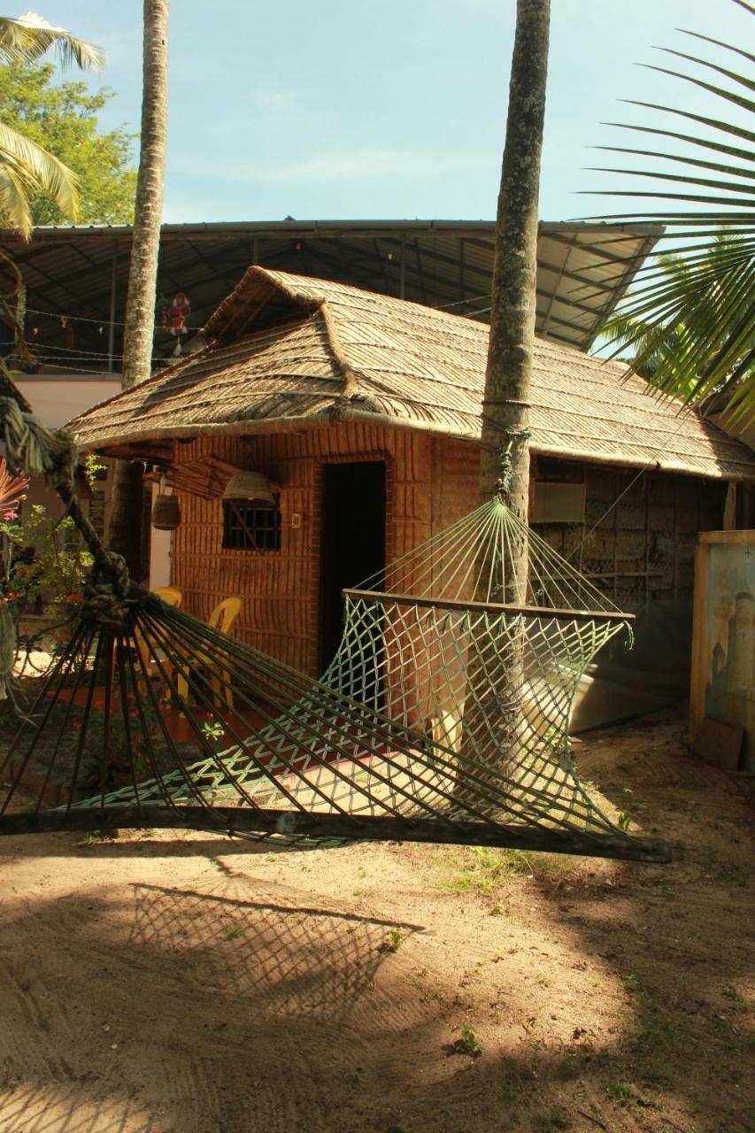 Elara Beach View Homestay Alappuzha Bagian luar foto